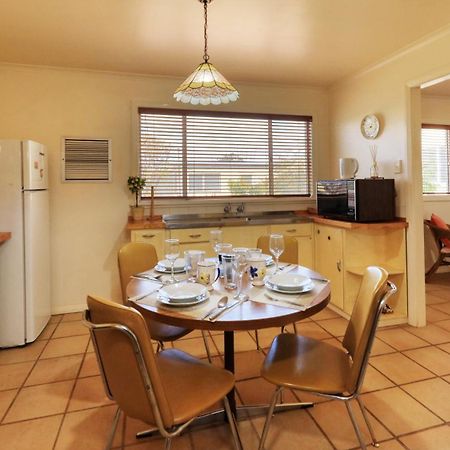 Charles Rasp Motor Inn & Cottages Broken Hill Buitenkant foto