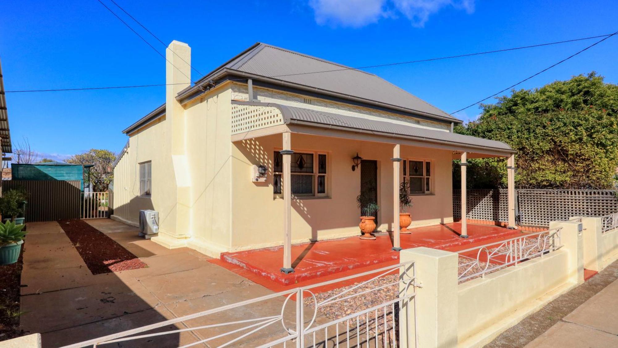 Charles Rasp Motor Inn & Cottages Broken Hill Buitenkant foto