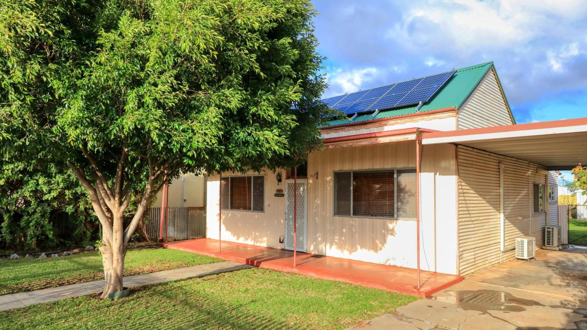 Charles Rasp Motor Inn & Cottages Broken Hill Buitenkant foto