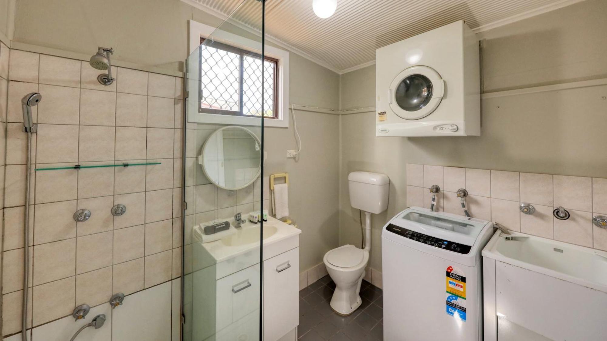 Charles Rasp Motor Inn & Cottages Broken Hill Buitenkant foto
