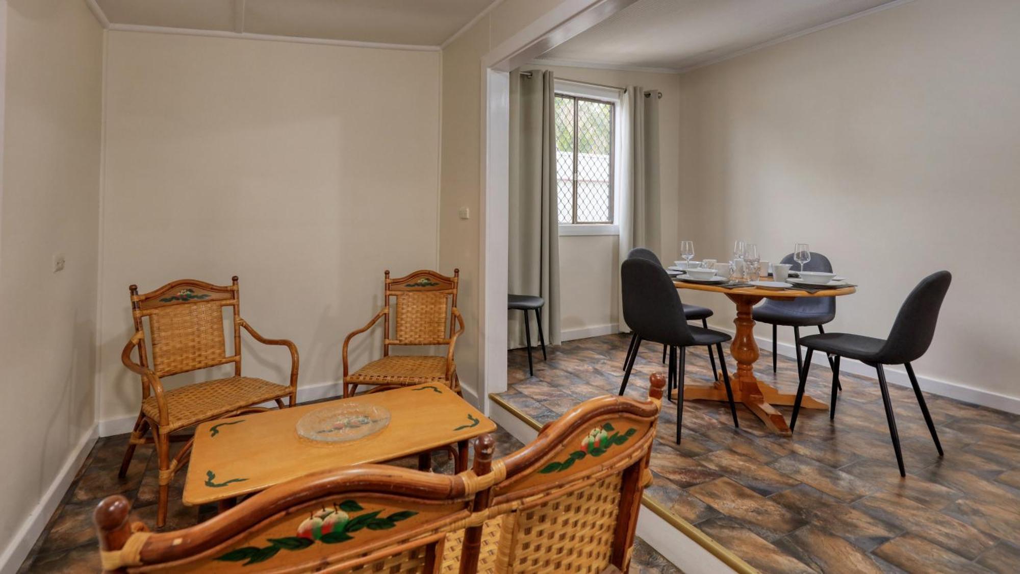 Charles Rasp Motor Inn & Cottages Broken Hill Buitenkant foto